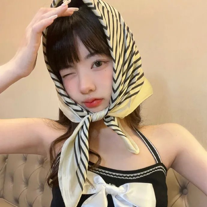海边的白房子